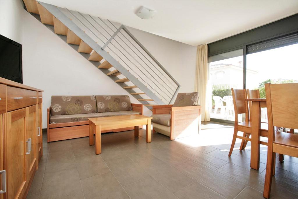 Rentalmar Romani Adosados Miami Playa Bagian luar foto